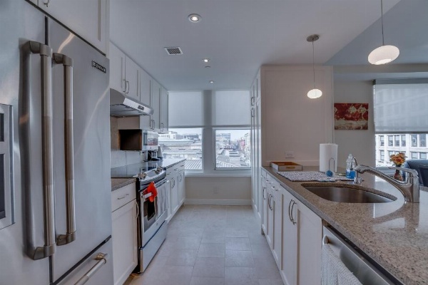 Heaven on Washington Fully Furnished Apartments image 34